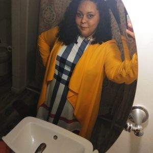 Meet your Posher, Revae